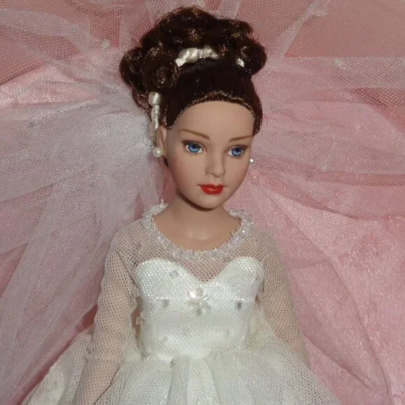 TONNER TINY KITTY FOREVER YOURS BRIDE HAT BOX W/LINGERIE-NEW IN HAT BOX-